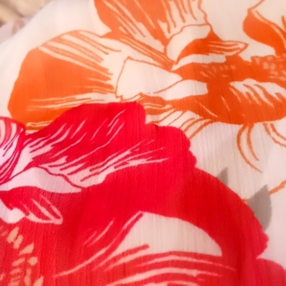 Wayf M Pink And White Floral Off Shoulder Baby Doll Chiffon Lined Crop Top - Picture 4 of 5